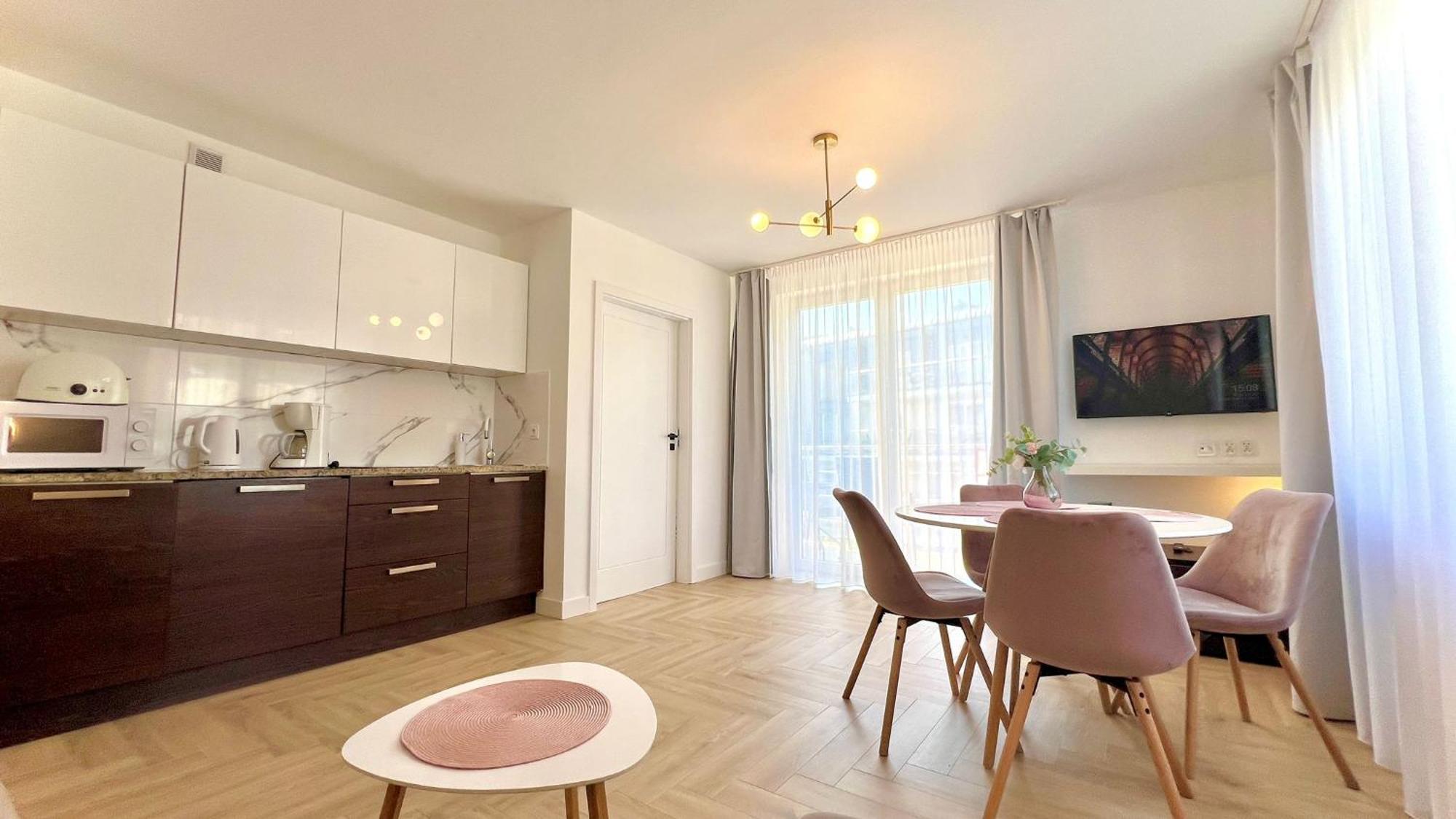 Apartamenty 45Qm Przy Plazy Beach 슈비노우이스쳬 외부 사진