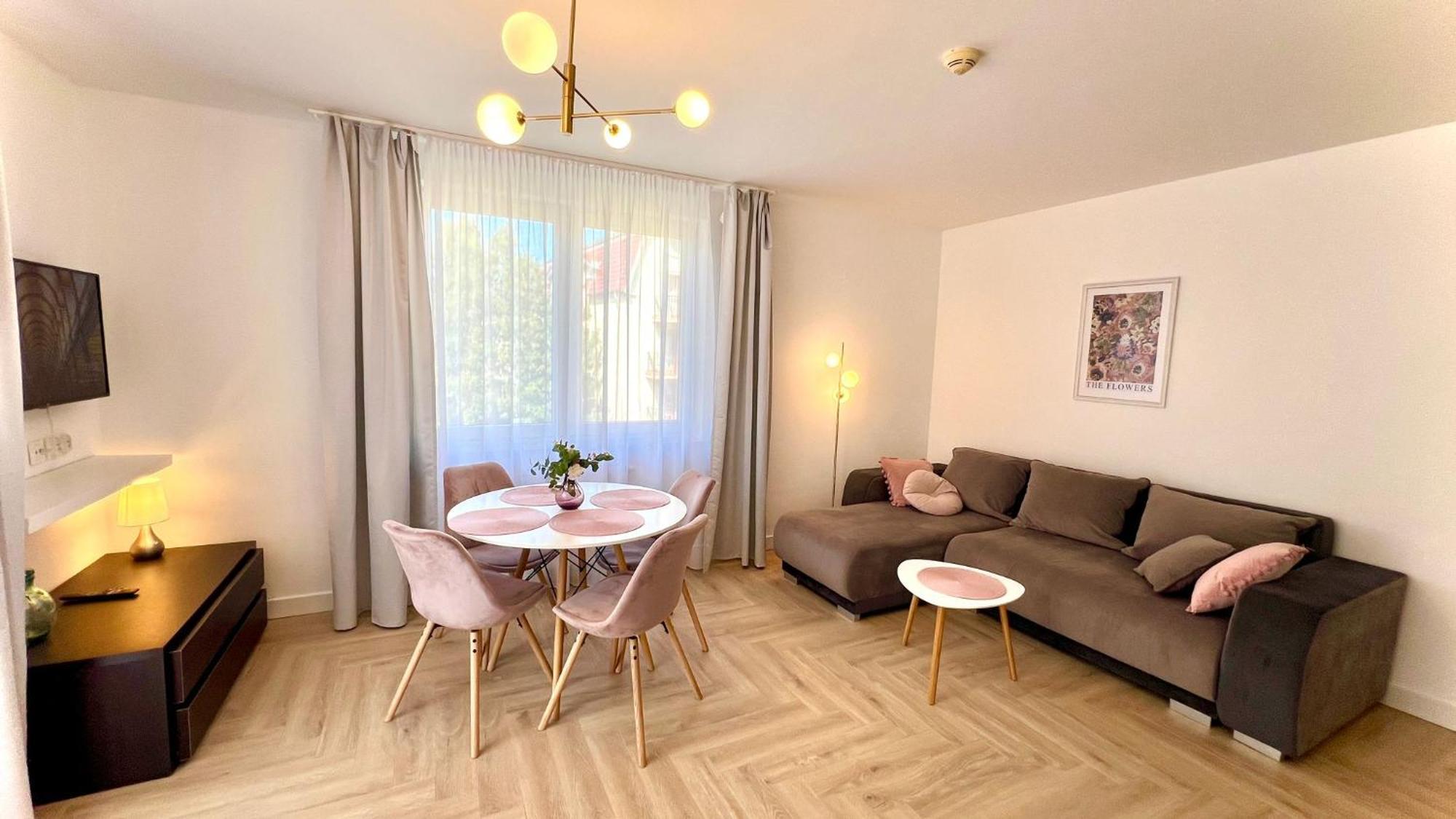 Apartamenty 45Qm Przy Plazy Beach 슈비노우이스쳬 외부 사진